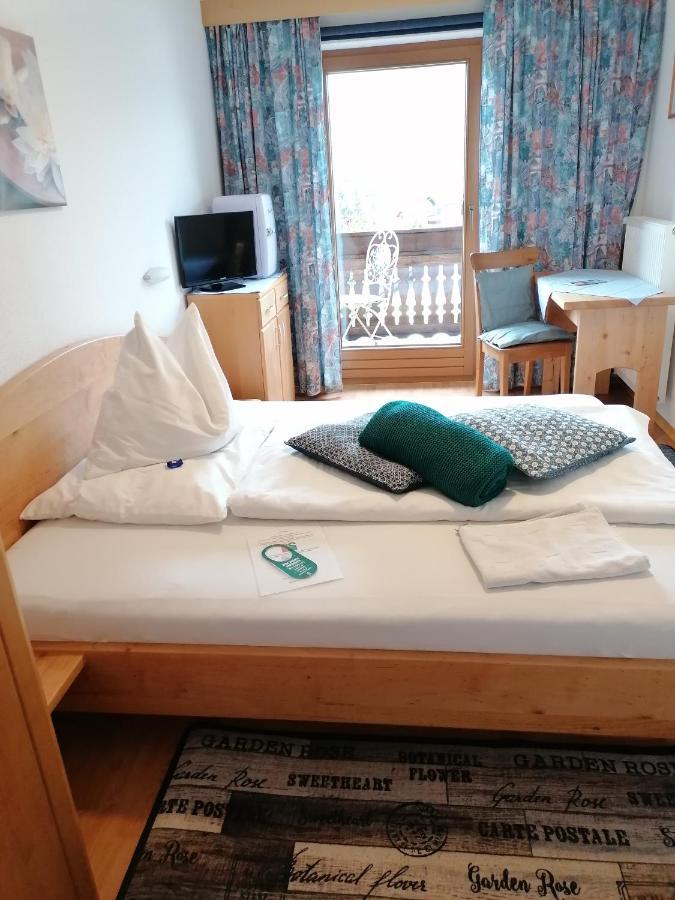 Gaestehaus Alpenblick Mutters Esterno foto