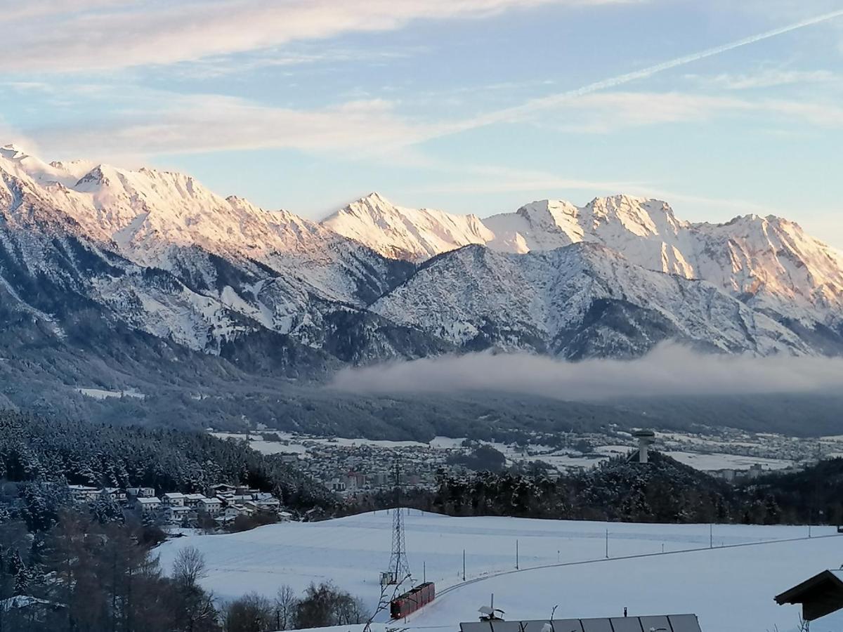 Gaestehaus Alpenblick Mutters Esterno foto